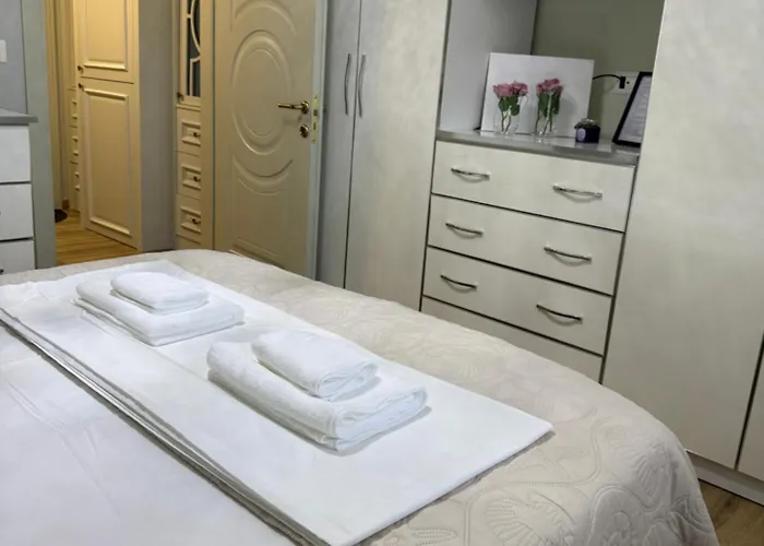 דירה Gega Apartment's 1