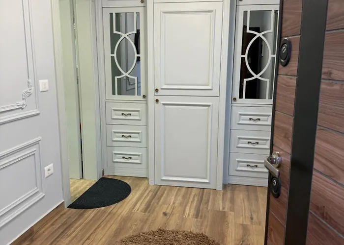 Gega Apartment's 1 Kamez