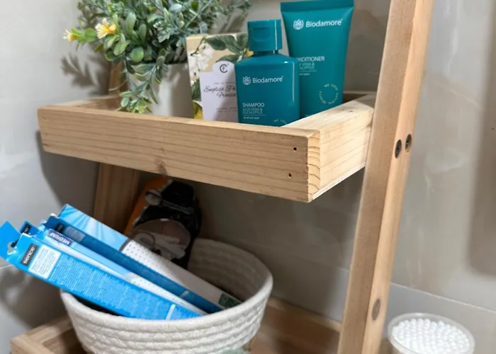 Gega Apartment's 1 דירה Kamez