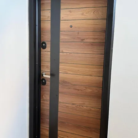 Gega Apartment's 1 Daire *